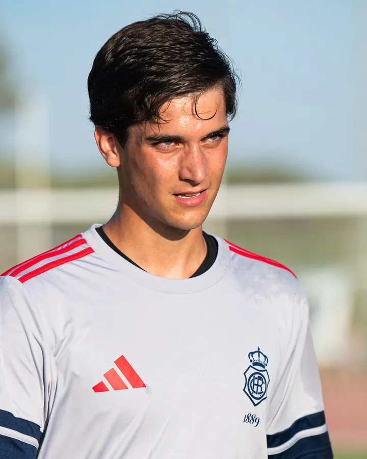David Gil, portero