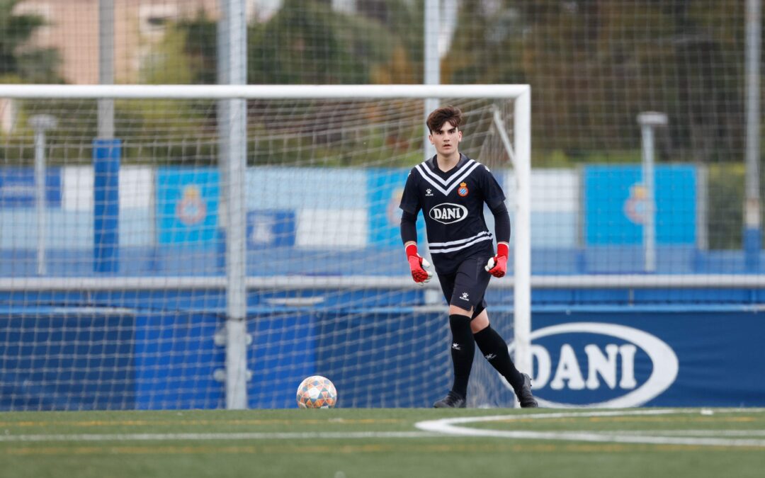 Pau Casagolda se incorpora a Status Sport